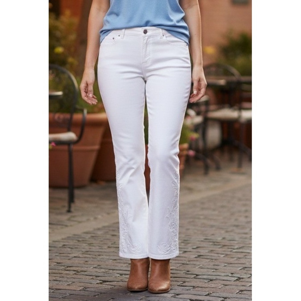 Lauren Jeans Co. Ralph Lauren Womens Jeans Embroidered Size 12 Bootcut White Y2K